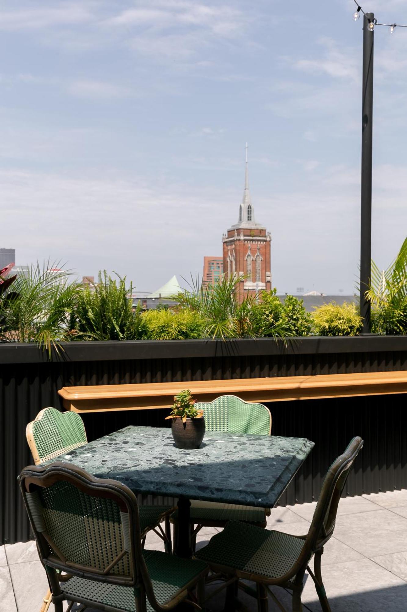 Hotel Genevieve Louisville Exterior foto